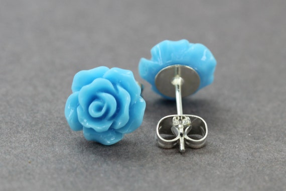 Items similar to Flower Stud Earrings : Blue Flower Stud Earrings ...
