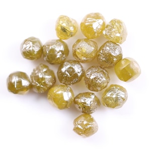 Natural Yellow Color Rough Diamond, Loose Light Yellow Raw Diamond For Jewelry Making, Yellow Color Diamond For Personalized Jewelry