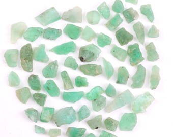 Lote de esmeraldas naturales zambianas en bruto de 15,92 ct, cristales de esmeralda verde sin tallar, piedras preciosas sueltas para joyería o colección rústica.