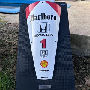 Retro F1 Nosepiece – McLaren MP4/4 Ayrton Senna | Collectible Automotive Decor