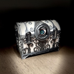 Legacy Animatronic Eye Chest