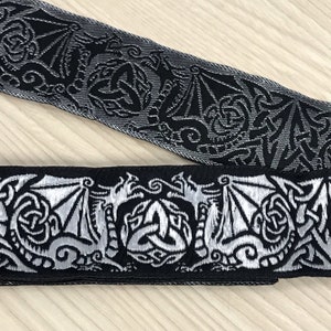 Dragontyme Celtic Dragon Triquetra Trim 10 Yards 1 3/8 inch reversible image 2