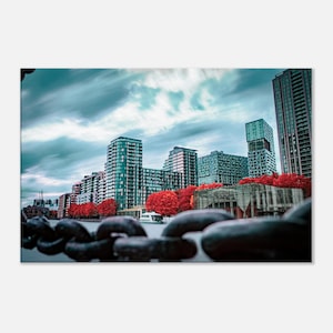 Canary Wharf Area Framed Canvas Art - Stunning London Docklands Decor - Ready-to-hang