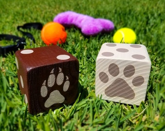 Wood Yardzee Jumbo Dog Or Cat Paw Giant Lawn Yard Wood DICE Yahtzee, Bunco, Home Decor