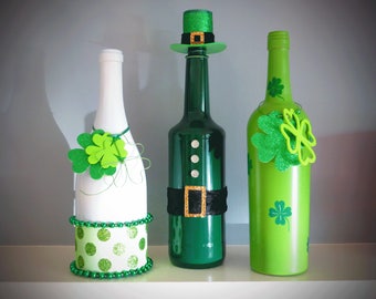 Upcycled St. Patrick's Day Leprechaun 4 Leaf Clover Shamrock Wine Bottle Decor