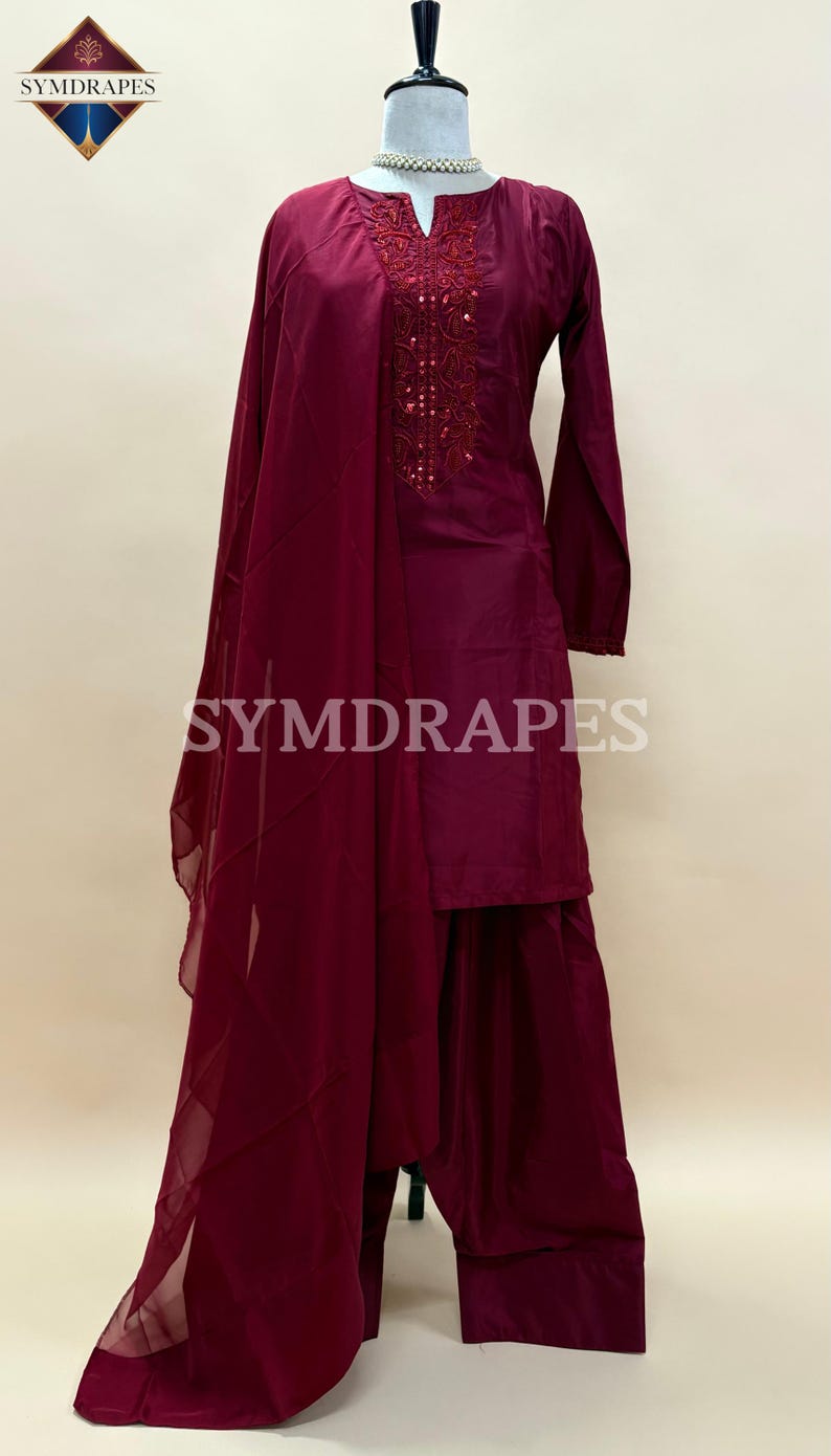 Maroon Silk Farshi Shalwar Suit – Embroidered Organza Dupatta, 3-Piece Set image 1