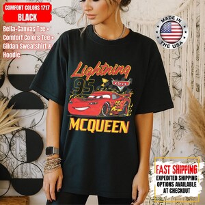 Camiseta vintage de Rayo McQueen Comfort Colors, camiseta de Disney Pixar Cars, camiseta retro con estampado de McQueen, camiseta para viaje de vacaciones familiares de Disney 2026 imagen 13