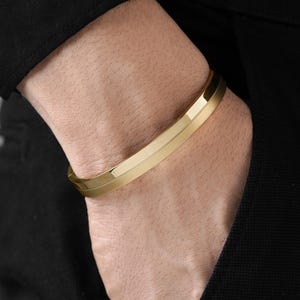 Stainless Steel Men’s Kada Bracelet – Modern Minimalist Bangle, Gold Silver Black Finish