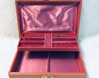 Vintage 2 Jewelry Boxes 2 Tier Faux Leather Red Interior Royal Purple Velvet Lining Buxton White 2 Tier Gold with Lock No Key