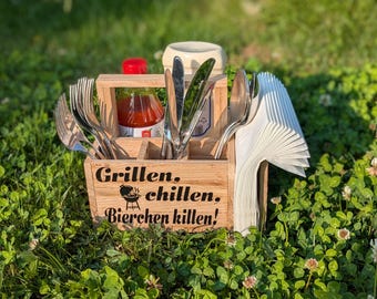 Vaderdag, Moederdag, bestekmand, bestekdoos, grillbutler, grillcadeau, barbecuefeest, cadeau voor mannen, papa, hout, gepersonaliseerd, wapen