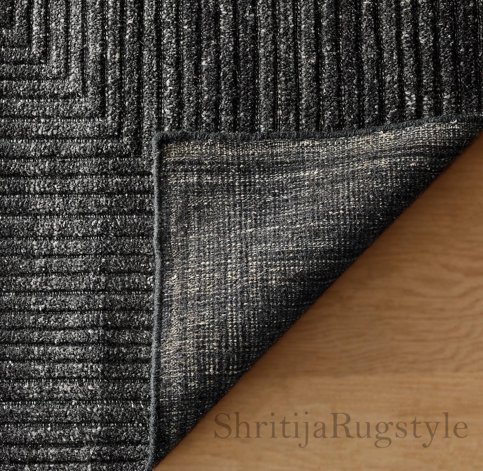 手織りウールのモロッコラグ：ストライプの幾何学模様 - Etsy 日本