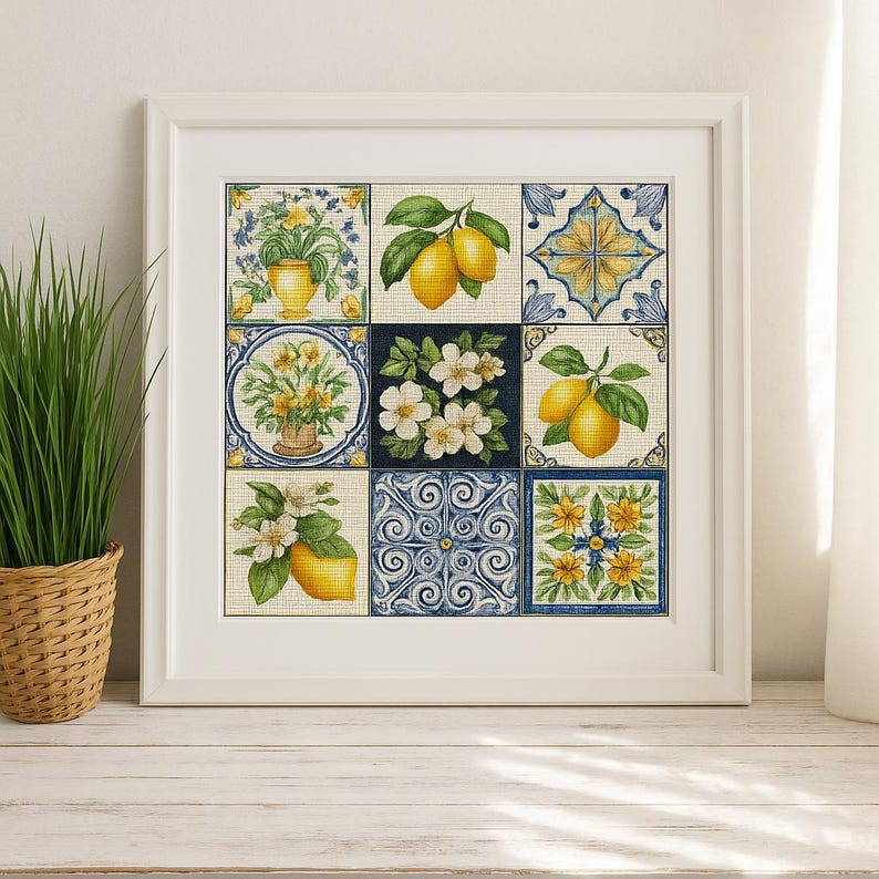 Puede incluir: Una pieza de arte mural cuadrada y enmarcada que presenta una cuadr&iacute;cula de nueve azulejos distintos. El dise&ntilde;o muestra ilustraciones bot&aacute;nicas de limones amarillos, flores blancas y hojas verdes, intercaladas con patrones geom&eacute;tricos decorativos en azul y blanco.
