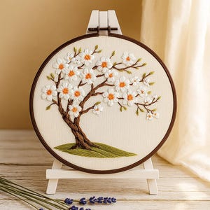 Blooming Tree Embroidery Kit for beginners, DIY Floral Tree Embroidery Kit, Satin stitch embroidery Kit, DIY Housewarming gift