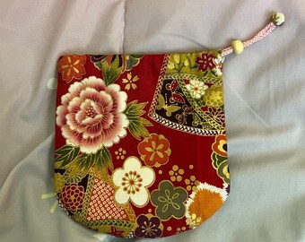 Japanese red silk floral patterned drawstring pouch (small)