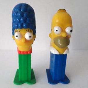 2 Stück im Set Simmons Pez Dispenser 3 &#39;&#39;1/4 cm