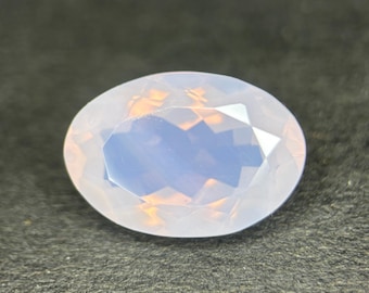 5.55 carats Natural Lavender Quartz – 13.40 x 10.20 mm Oval