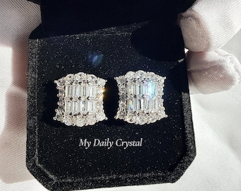 Orecchini A Perno Uomo In Argento 925 Placcato Oro 14K Con Zirconi Rotondi, Chiusura A Vite