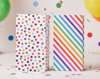 Paquete de 12 bolsas de papel para regalos con rayas de arcoíris y lunares, ideales para fiestas, manualidades y obsequios / My Daily Crystal