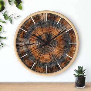Väggklocka med trädring | Rund ringdesign i träådring