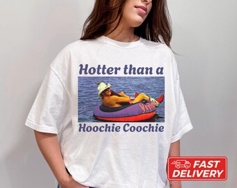 Camiseta de concierto "Más caliente que un Hoochie Coochie", camiseta de vacaciones de verano para chicas atractivas, camisetas de música country de los 90, regalo para amantes de la música, colores cómodos