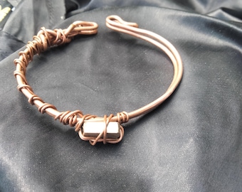 Pulsera de cobre con imán