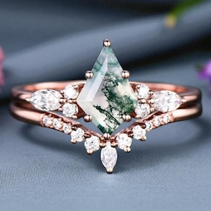Vintage kite cut green moss agate engagement ring set 14k rose gold marquise cut diamond ring women unique bridal wedding ring set gift