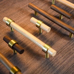 Walnut Kitchen Wood Drawer Pulls/Solid beech wood drawer pulls with brass/Vintage Drawer Dresser Cupboard Handles/Kitchen pulls/Bedroom pull