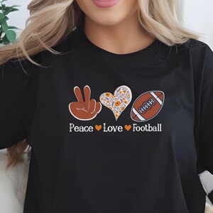 Camiseta de fútbol Peace Love: Camiseta floral para mujer