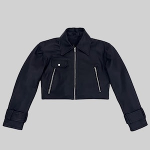Cropped Lambskin Leather Moto Jacket: Edgy Biker Style