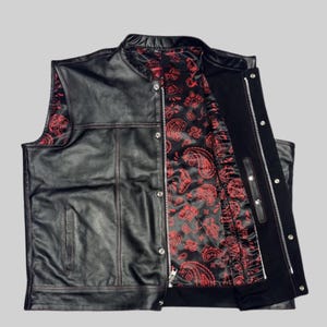 Zwart rundleer bikervest heren: mouwloos motorclubvest