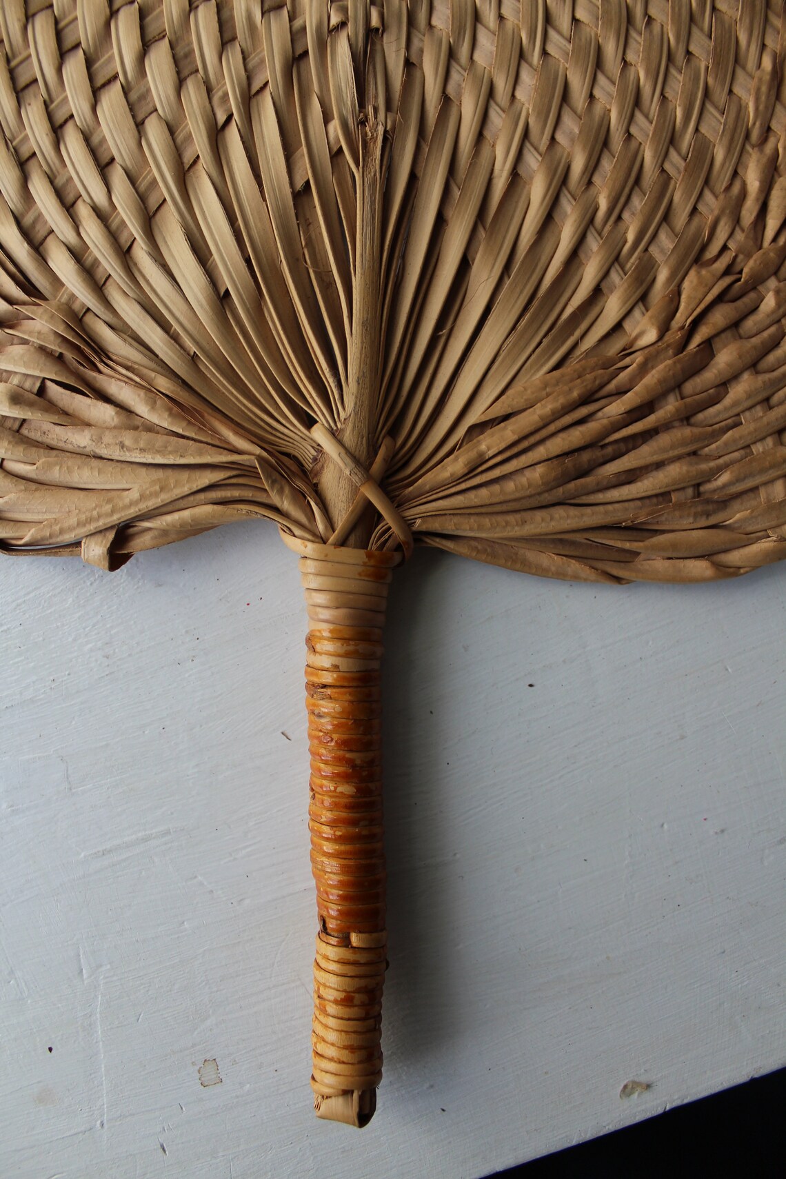 4 Vintage Rattan Hand Fans Woven Natural Wicker Fans Etsy