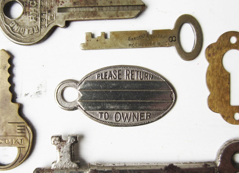 Vintage Please Return To Owner Keychain / Fob / ID / Luggage Tag New Old Stock Blank Metal Stamping Tag Engraving Tag Property of Tag image 3