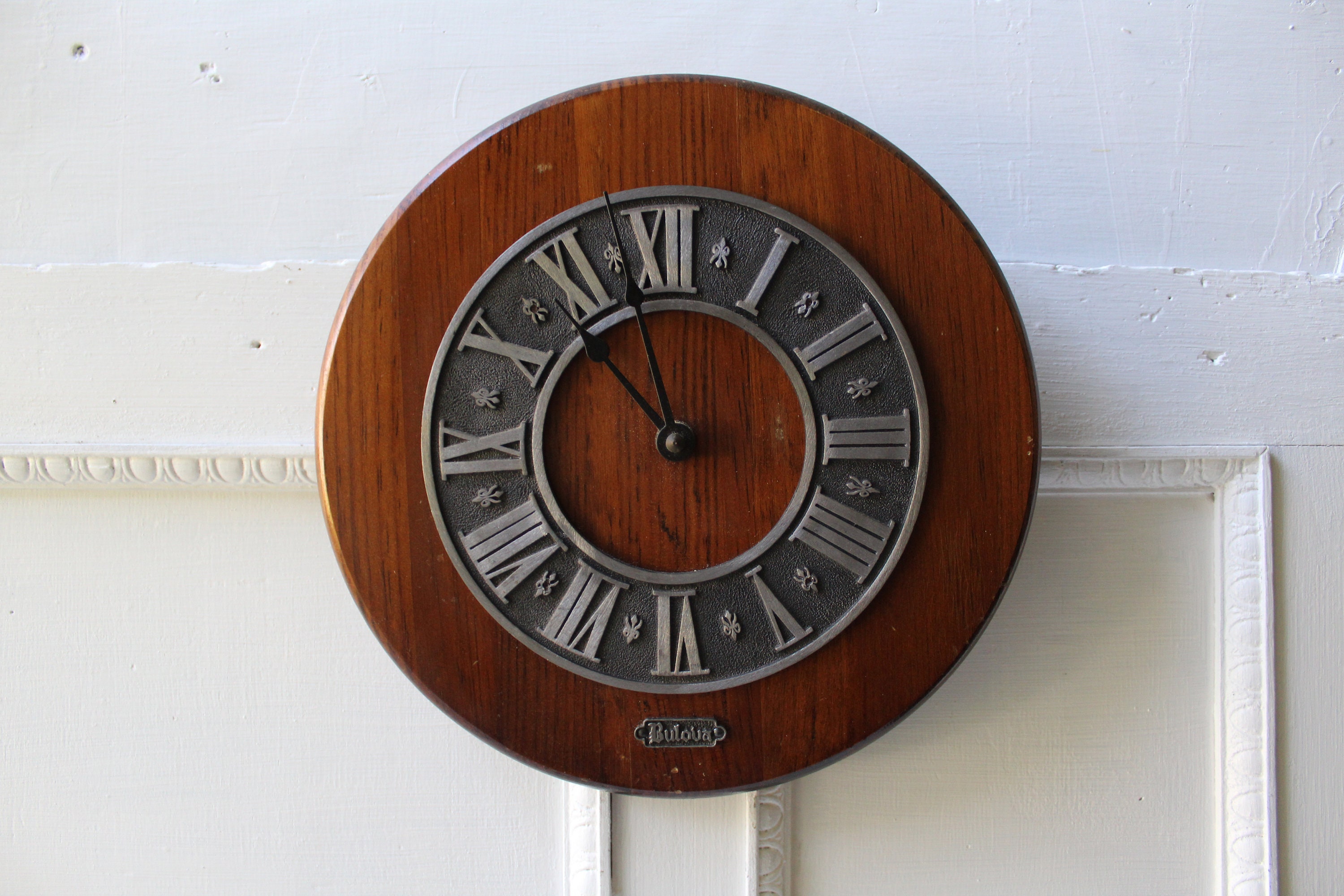 Vintage Bulova Wall Clock Round Wood Clock with Metal Etsy