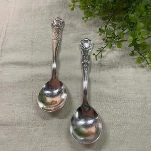 Vintage Pair of Silver Plate "Kings" Pattern Cream Soup Spoons made by International Silver