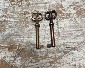 Antique/Vintage Skeleton Keys Lot of 2 Skeleton Keys #5