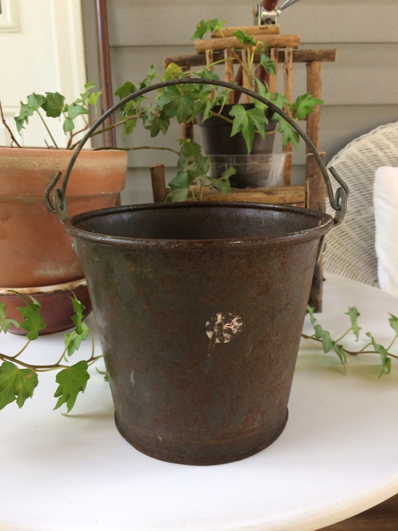 Vintage Small Tin Bucket 1940/'s Garden Decor Wedding Decor Flower Girl Bucket