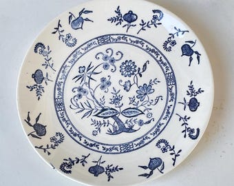 Vintage Blue Onion or Blue Nordic Dinner Plate: 9 7/8"