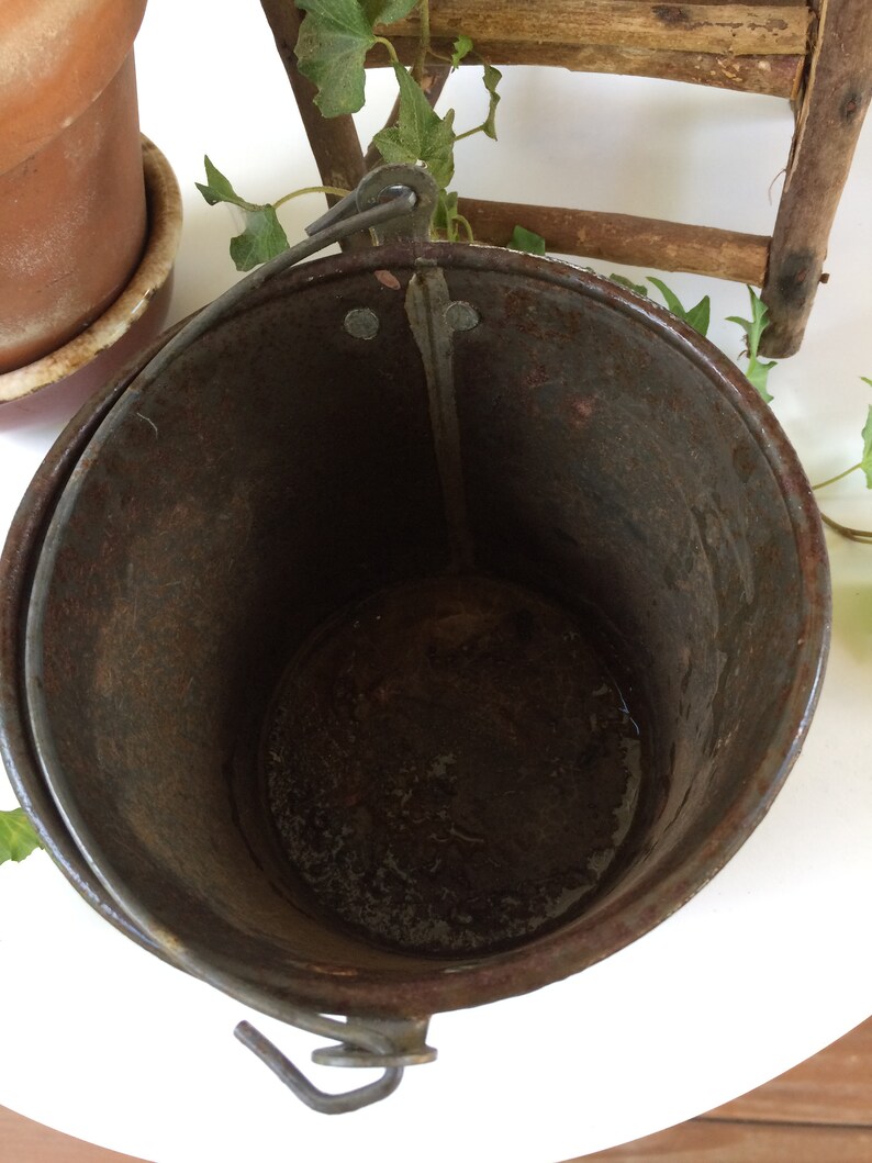 Vintage Small Tin Bucket 1940/'s Garden Decor Wedding Decor Flower Girl Bucket