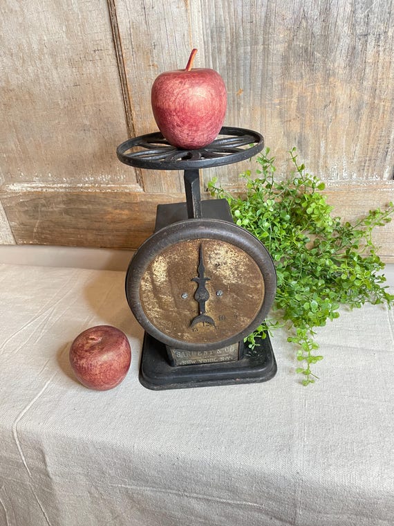 Antique Sargent & Co. American Family Kitchen Scale: Patd. Oct