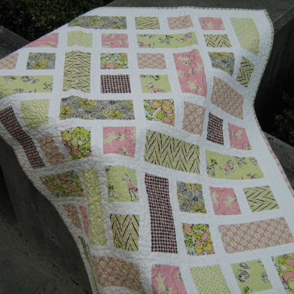 30% OFF Fifi and Fido Baby Girl Quilt