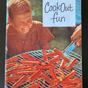 Vintage 1950&#39;s Cookbook - Oscar Mayer Cookout Fun - Grilling - BBQ