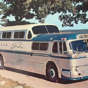 Vintage carte postale photo de voyage inutilisée du milieu du siècle - voyage - bus lévrier - Scenicruiser