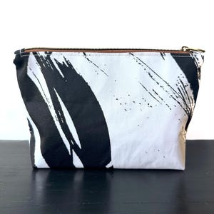 Black and white Splash of paint makeup bag, Cosmetic bag for toiletries, Large coin purse, Makeup bag for her