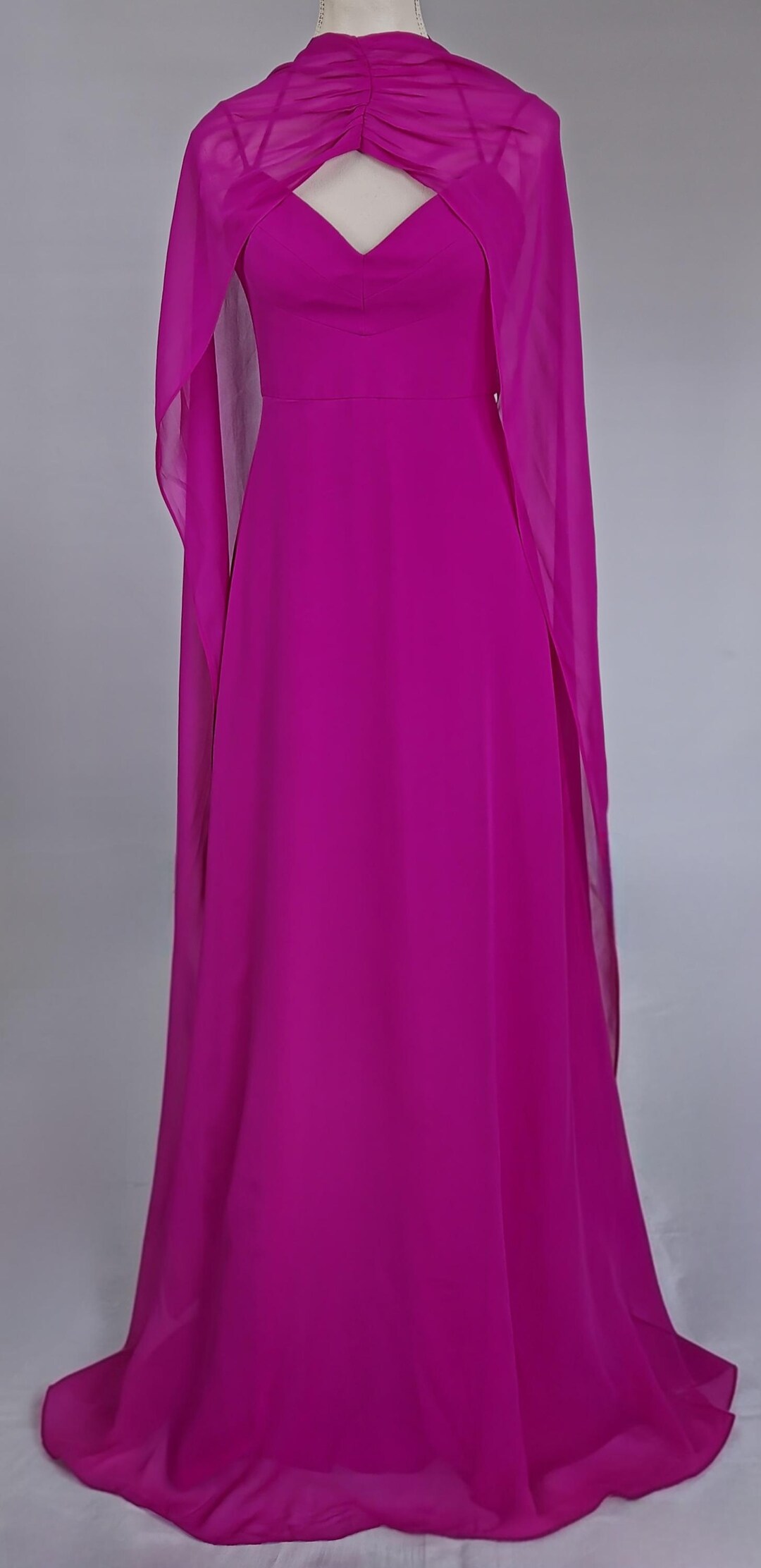 愛様♡BCBG MAXAZRIA マキシドレス BCBG Max Azria Silk Maxi Dress in Magenta Refreshed With Matching