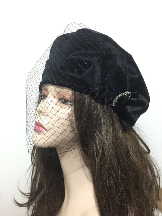 リボン付き黒ベルベットベレー帽 - 葬儀用ベール帽子 - メリー リボン付き黒ベルベットベレー帽 - 葬儀用ベール帽子 - メリー
