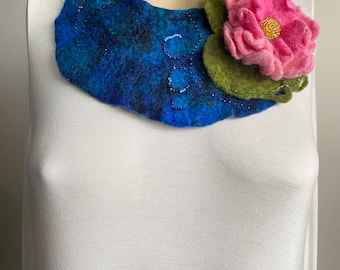 Lotus Flower Necklace-Felt Neck Accessory- Woolen Neck Gift- Blue Pink beaded bib necklace- Collar De Flores- water lily mermaid necklace