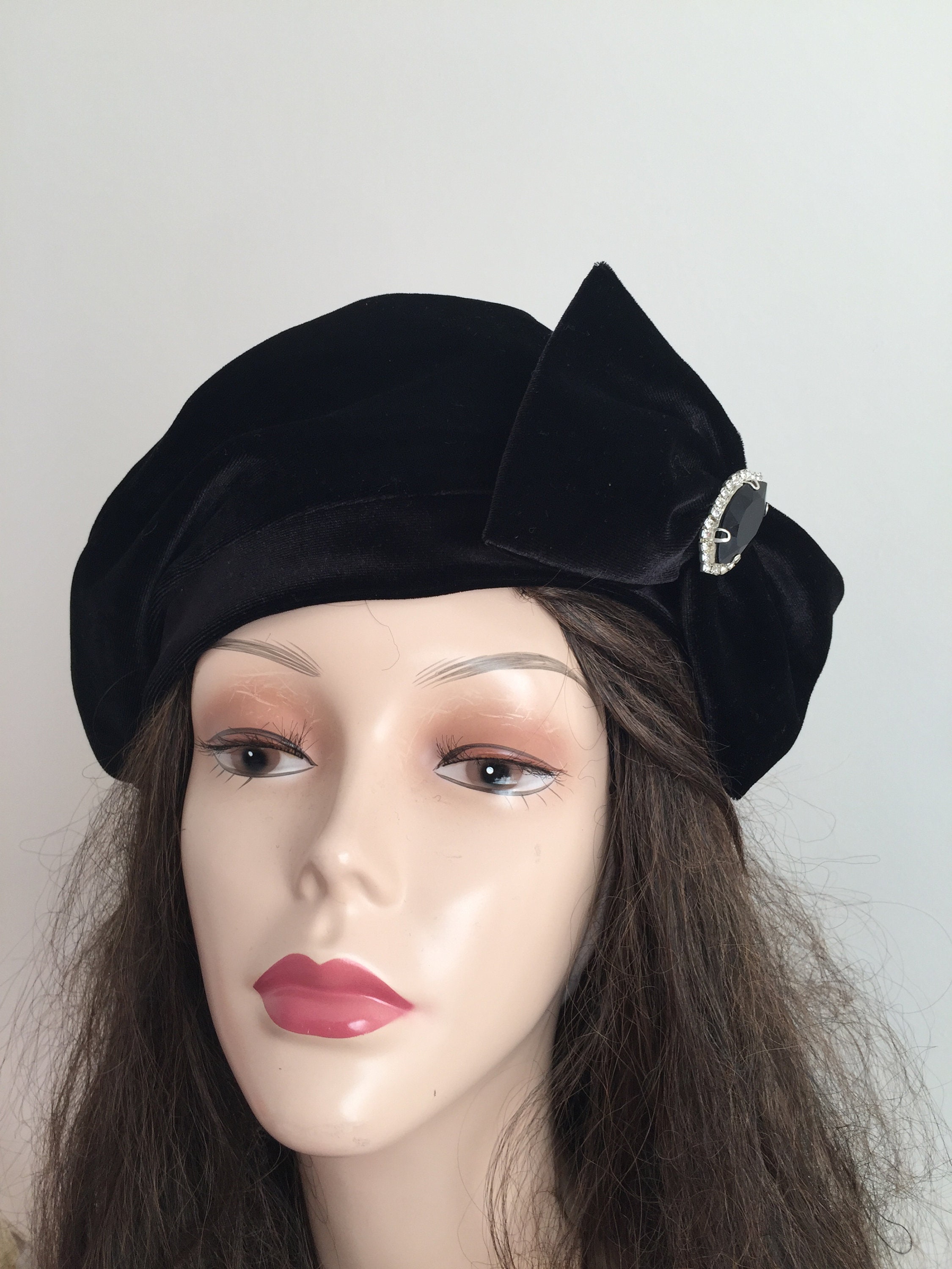 Black Velvet Beret With a Bow- Tam French- Warm Winter Hat 