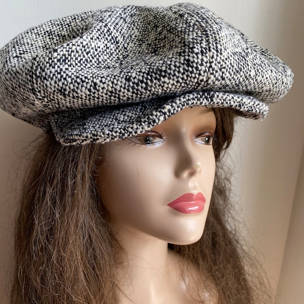 Classic Wool Tweed Newsboy Hat - Black and White / Salt and Pepper - Paperboy baker boy Apple Cap- Gatsby  hat- beanie beret- chemo headwear