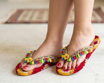 Traditional Amazigh Sandals Women - Handmade Moroccan Slippers