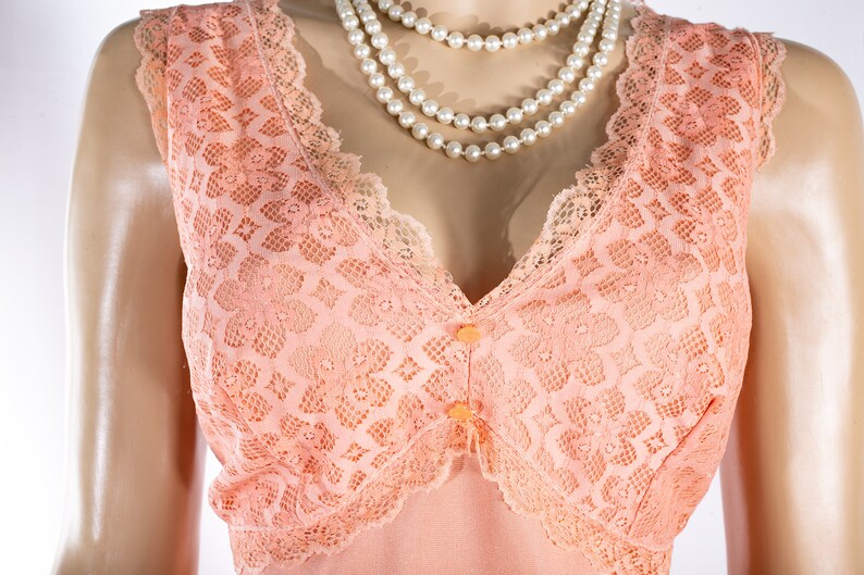 Lovely /'Hubert Dessaiat/' nasturtium orange nylon and ornate floral net lace bodice detail 80/'s vintage sleeveless long nightgown PL2320
